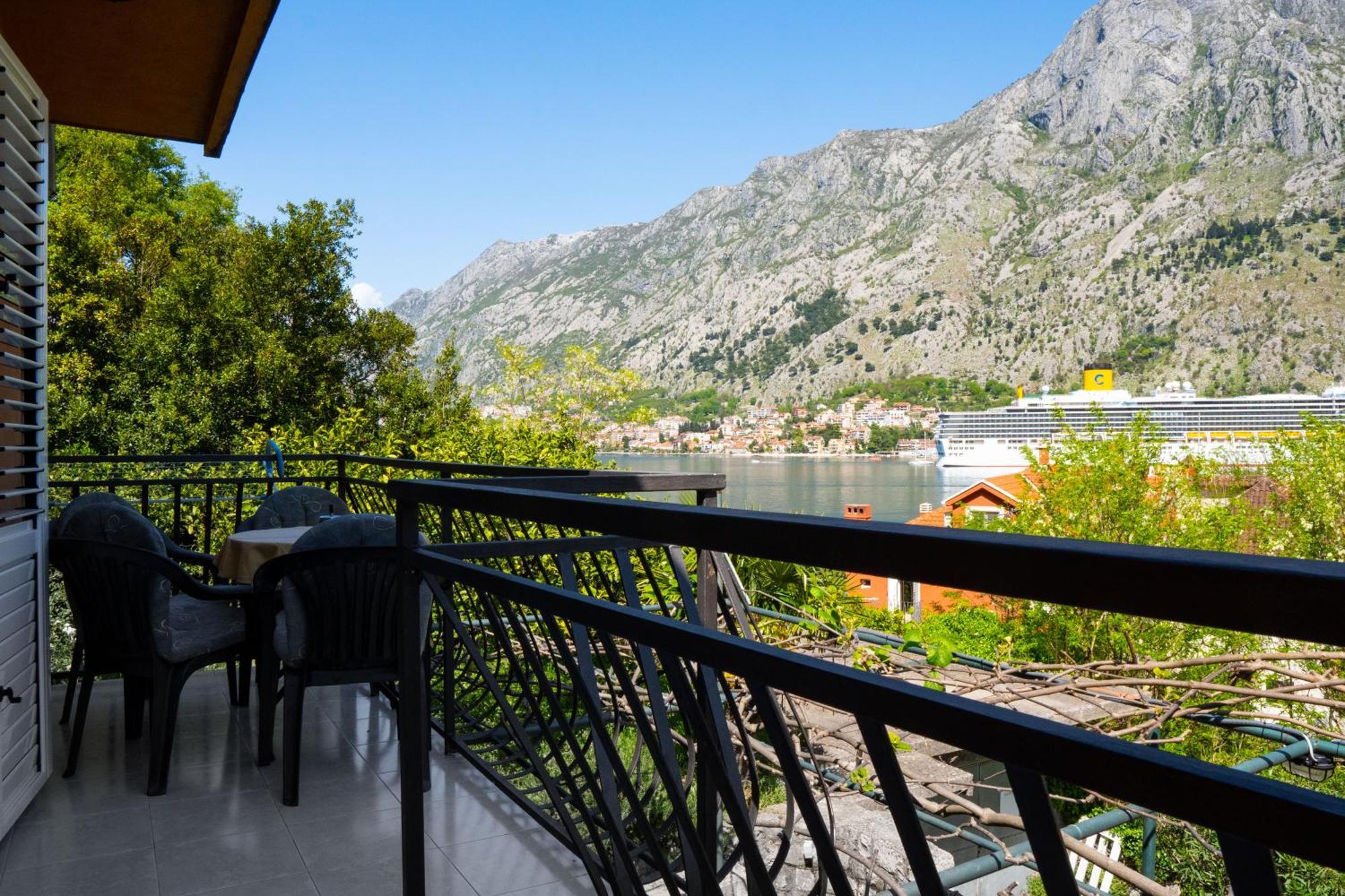 M&B Apartment Kotor Dış mekan fotoğraf